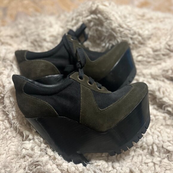 Burberry Platform Heels - Picture 8 of 12